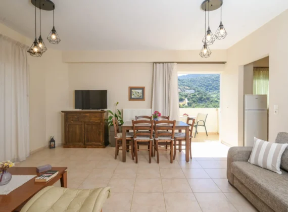Sea View Apartment (2) 90m2